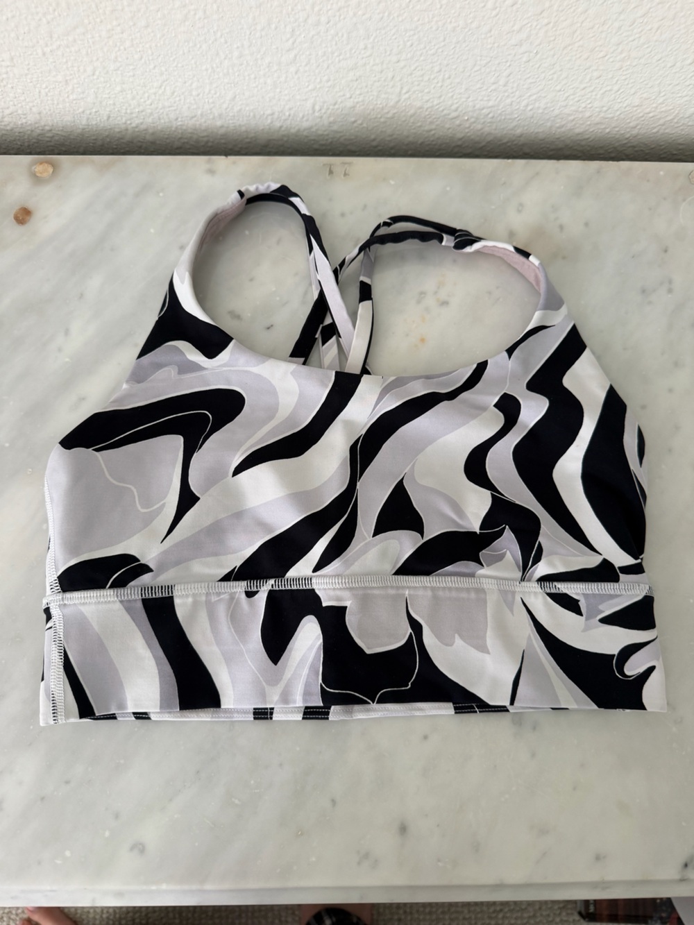 Lululemon Black & White Energy Sports Bra